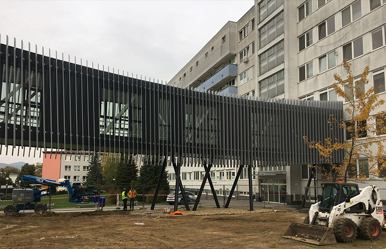 Große Projekte
                                         Nitra Nr. 2